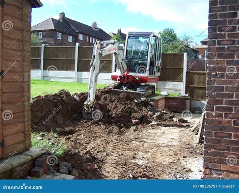 digging footings with mini excavator|digging with a mini digger.